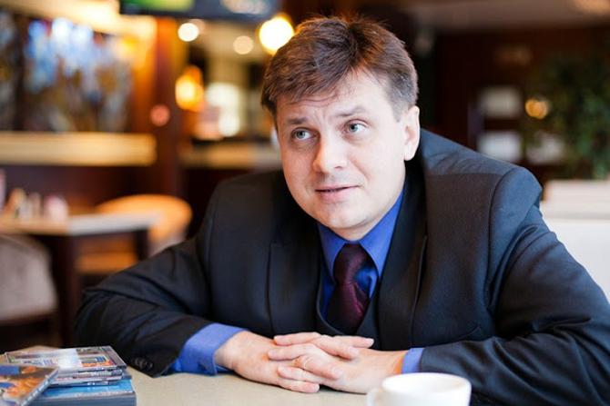 Андрей Муравьев призывает футболистов отрабатывать свои скилы после тренировок