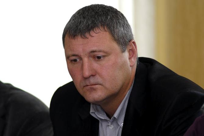 Леонид Фатиков уверен в том, что федерации не стоило пытаться искусственно тянуть молодежь.