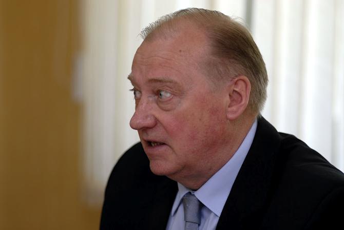 Евгений Ворсин остается работать в ФХРБ на общественных началах.