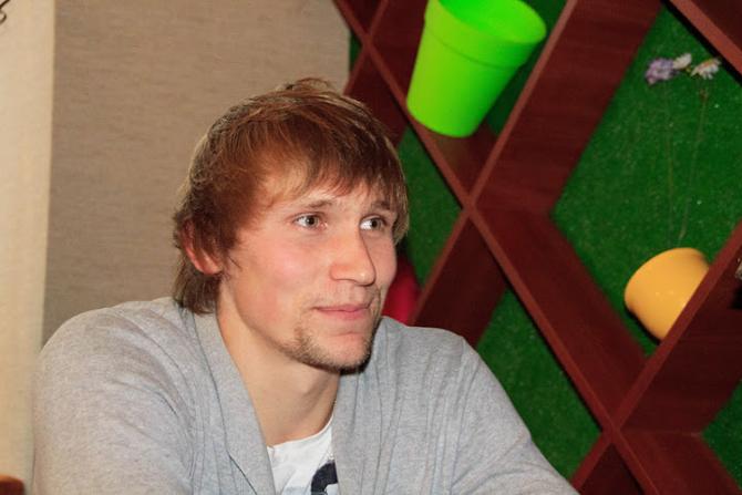 Дмитрий Гущенко в нынешней ситуации находит радость в семье
