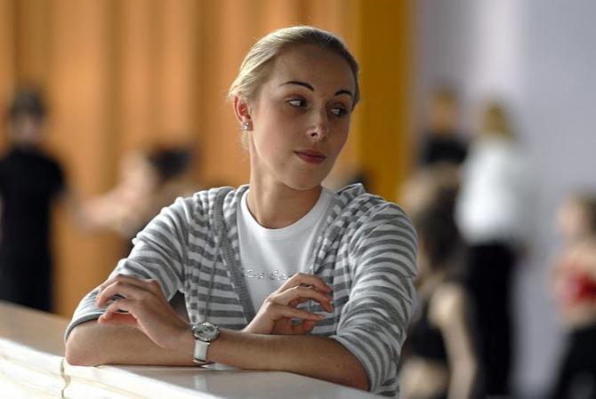 Стать страховщиком Инна Жукова не смогла. Там трудно реализовать свои творческие способности