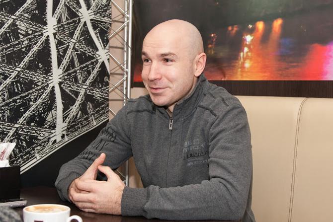 Павел Евсеенко считает, что попал в большой футбол через черный вход