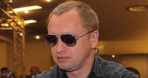 «Придется больше времени проводить за границей»
