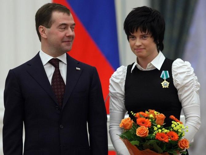Дмитрий Медведев не скрывает восхищения Светланой Слепцовой.