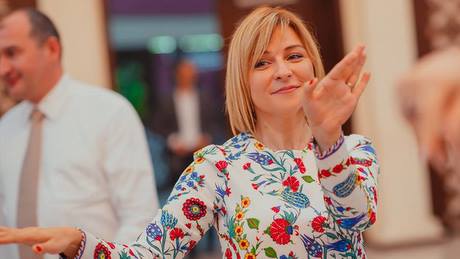 Она играла за сборную Австралии, а теперь поднимает шахматы в Беларуси. Недавно – привезла в Минск Гельфанда Она играла за сборную Австралии, а теперь поднимает шахматы в Беларуси. Недавно – привезла в Минск Гельфанда