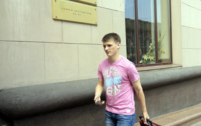 Клубные дела наладились вовремя, поэтому Станислав Драгун прибыл в сборную в хорошем настроении.