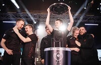 Какая команда сможет надолго сместить Astralis с топа?