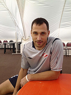 Алексей Зуев: «Я сам иногда над своими песнями плачу»