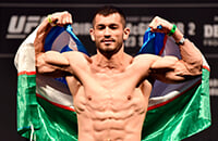 Восходящая звезда UFC из Узбекистана: работал гастарбайтером в Томске, якобы снимался в гей-порно и дружит с Мейвезером